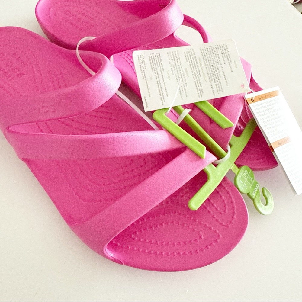 NEW Crocs Kadee II Slide Sandals in Electric Pink Women’s Size 11 - Picture 2 of 4